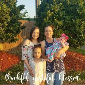 Meet your Posher, Nicole